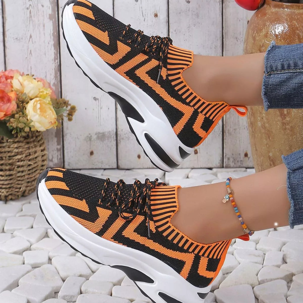 Women's Round Toe Platform Sneakers