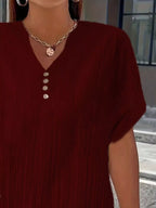 Women's Plus Size Notched Short Sleeve Top