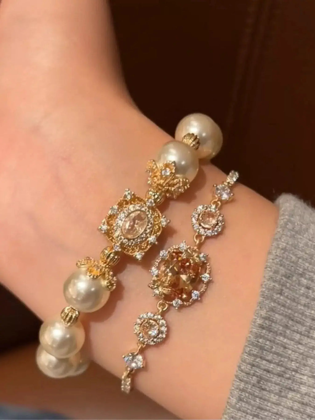 18K Gold Plated Pearl Bracelet With Sparkling Zircon Accents — Parfymia
