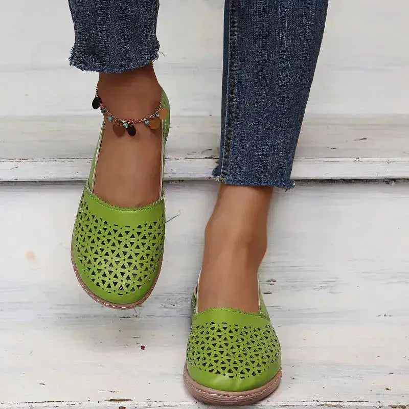 Stylish Cutout Round Toe PU Leather Loafers by Parfymia
