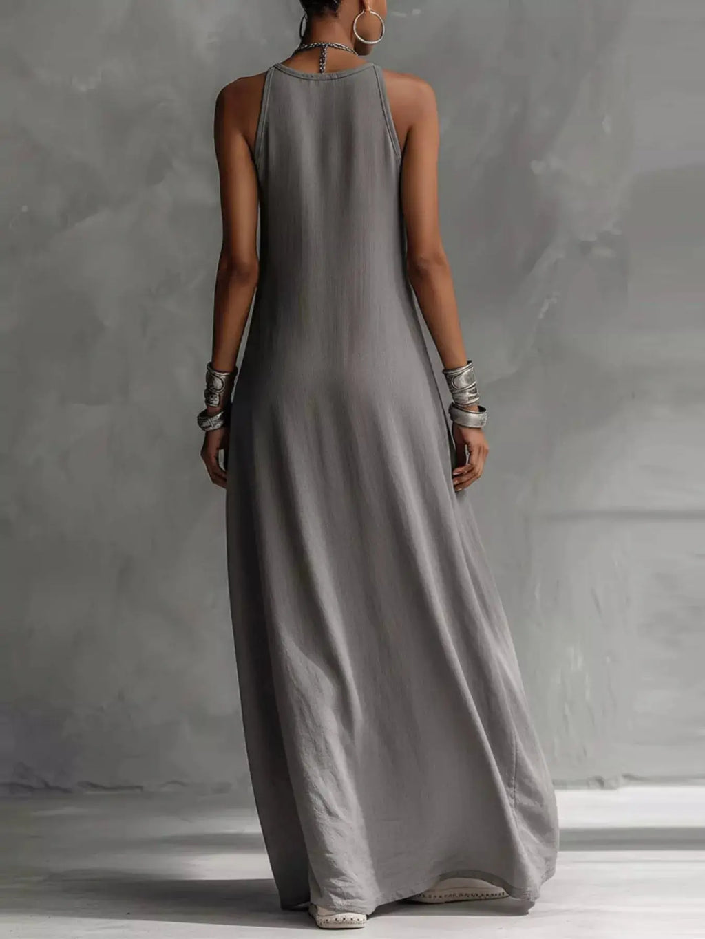 Two-Tone Sleeveless Maxi Dress Trendsi