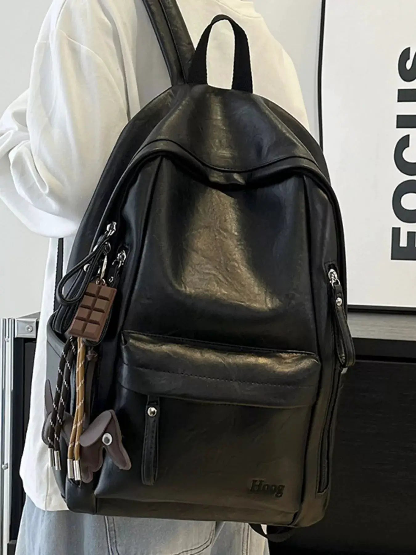 PU Leather Textured Backpack Bag With Front Pocket — Parfymia