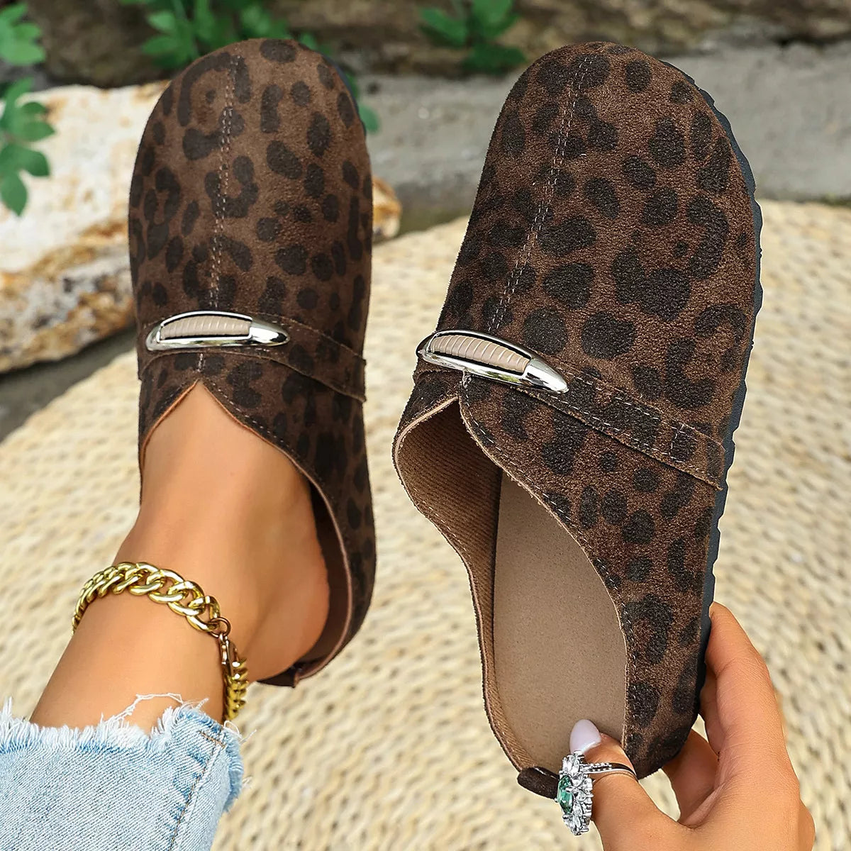 Women's Round Toe Slip-On Flats