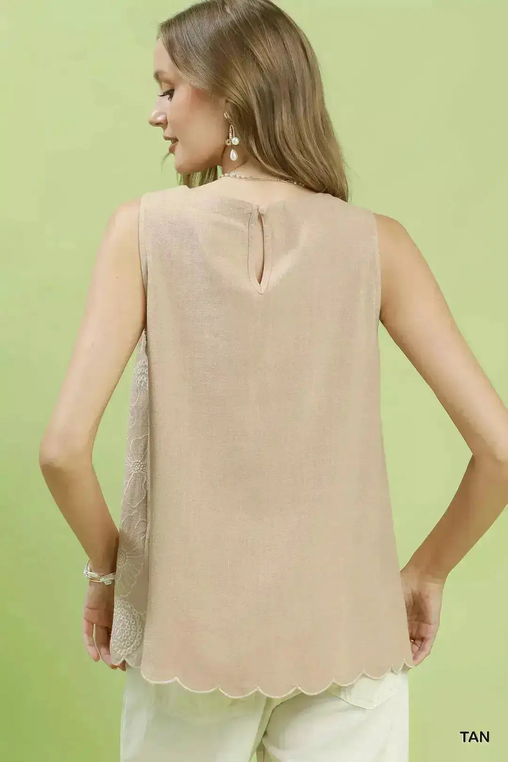 Umgee Floral Embroidered Sleeveless Top by Parfymia