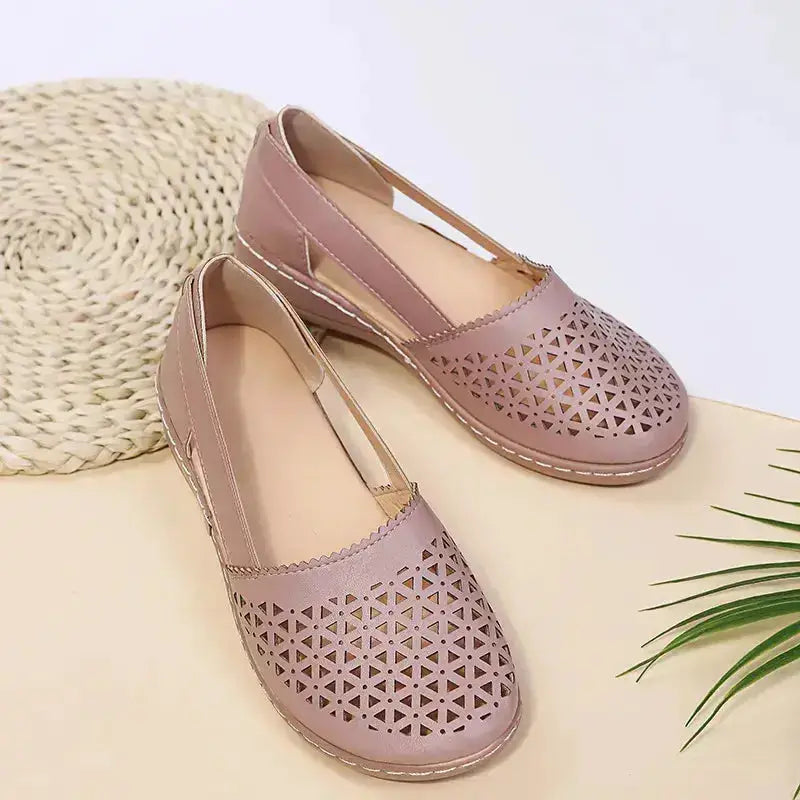 Stylish Cutout Round Toe PU Leather Loafers by Parfymia