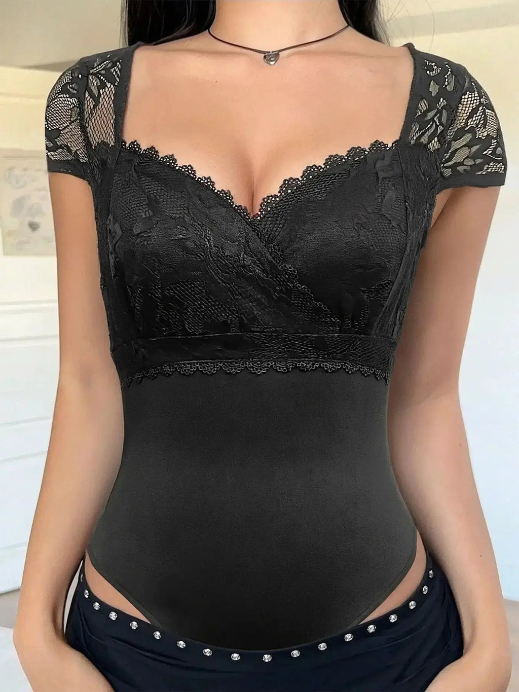 Lace Sweetheart Neck Cap Sleeve Bodysuit by Parfymia