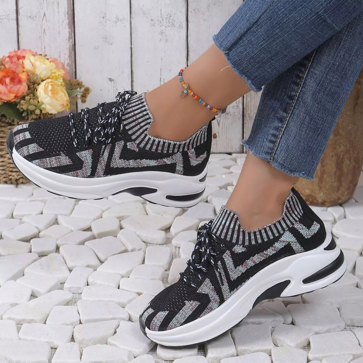 Women's Round Toe Platform Sneakers