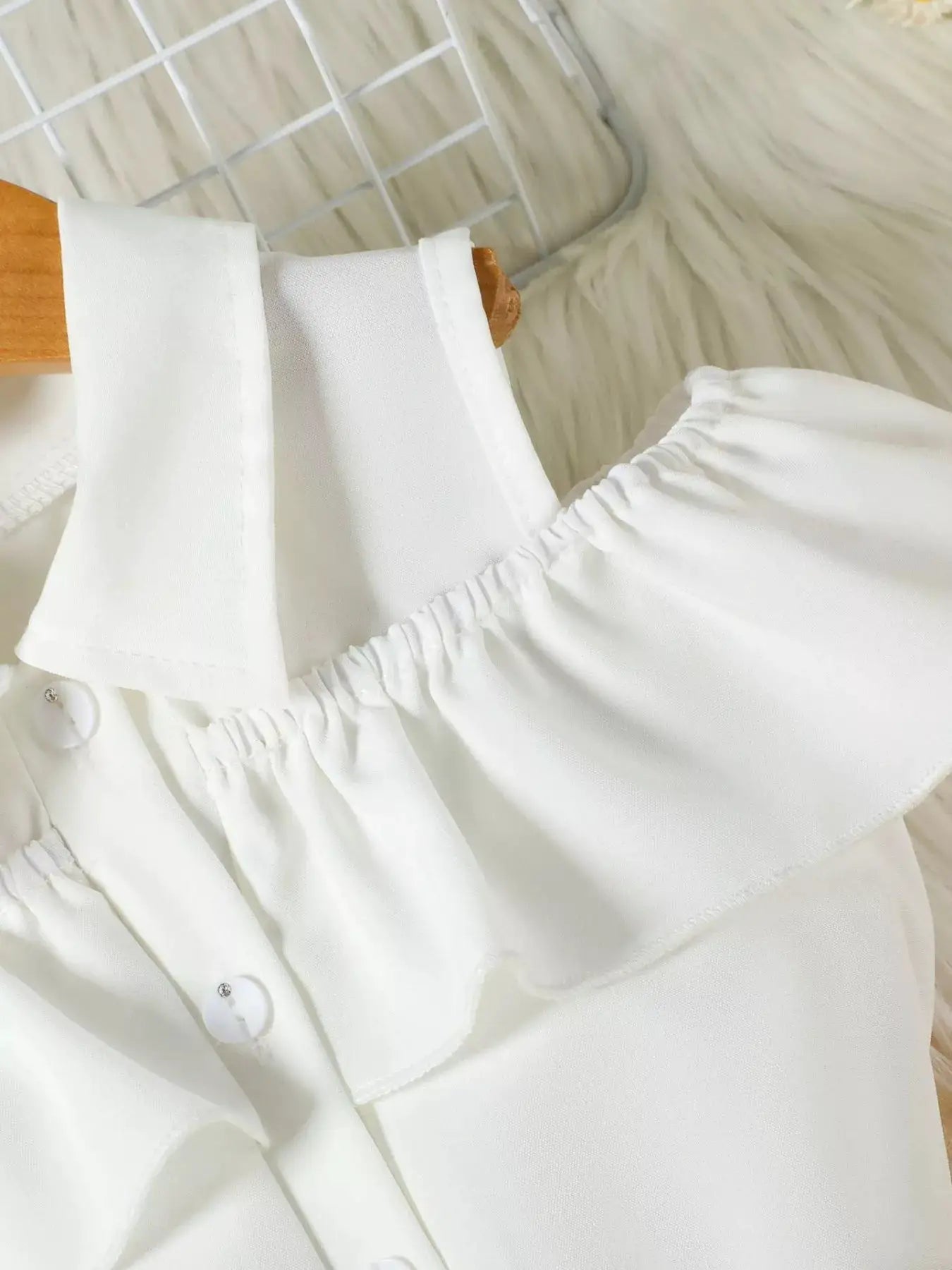 Girls White Ruffle Cold Shoulder Top and Shorts Set with Belt — Parfymia