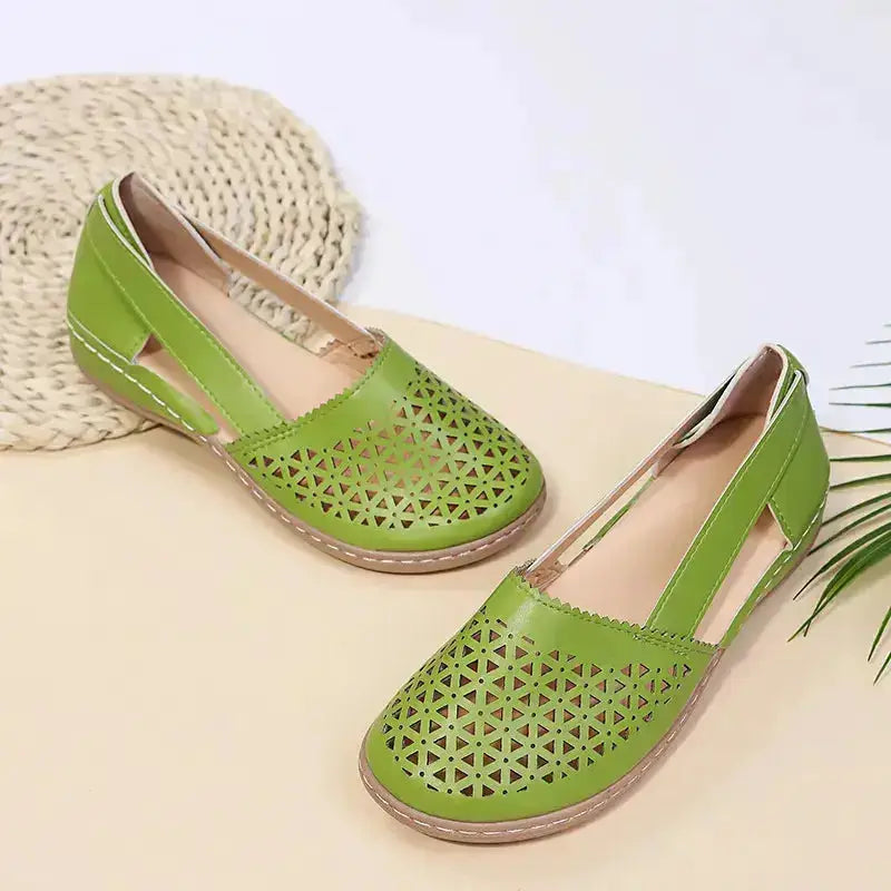 Stylish Cutout Round Toe PU Leather Loafers by Parfymia