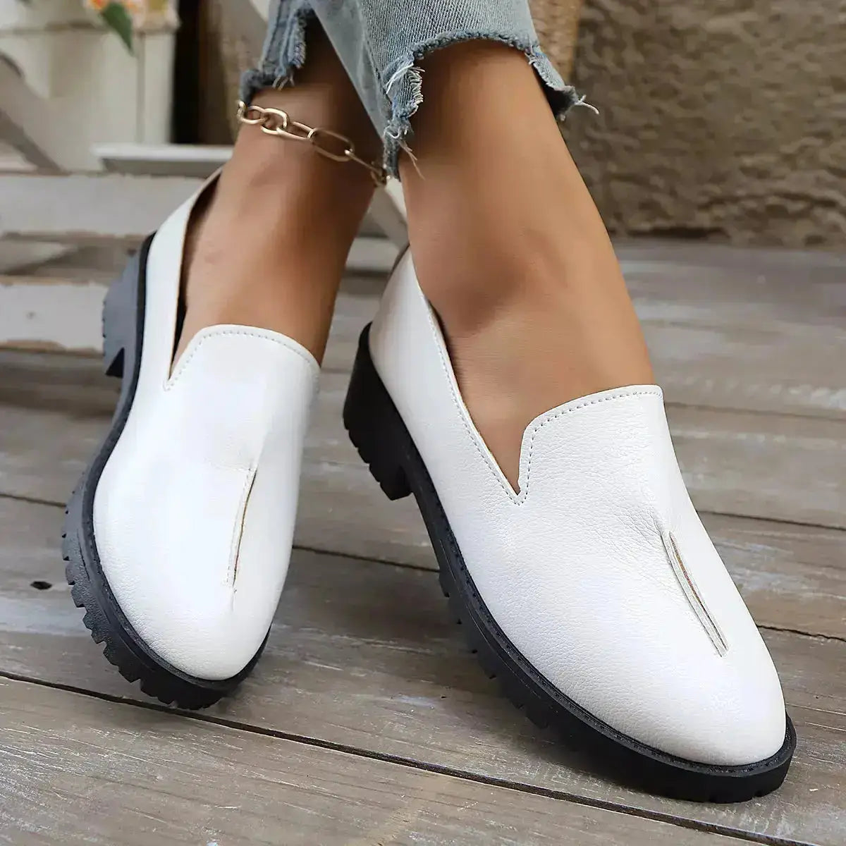 Round Toe Block Heels Loafers in PU Leather by Parfymia