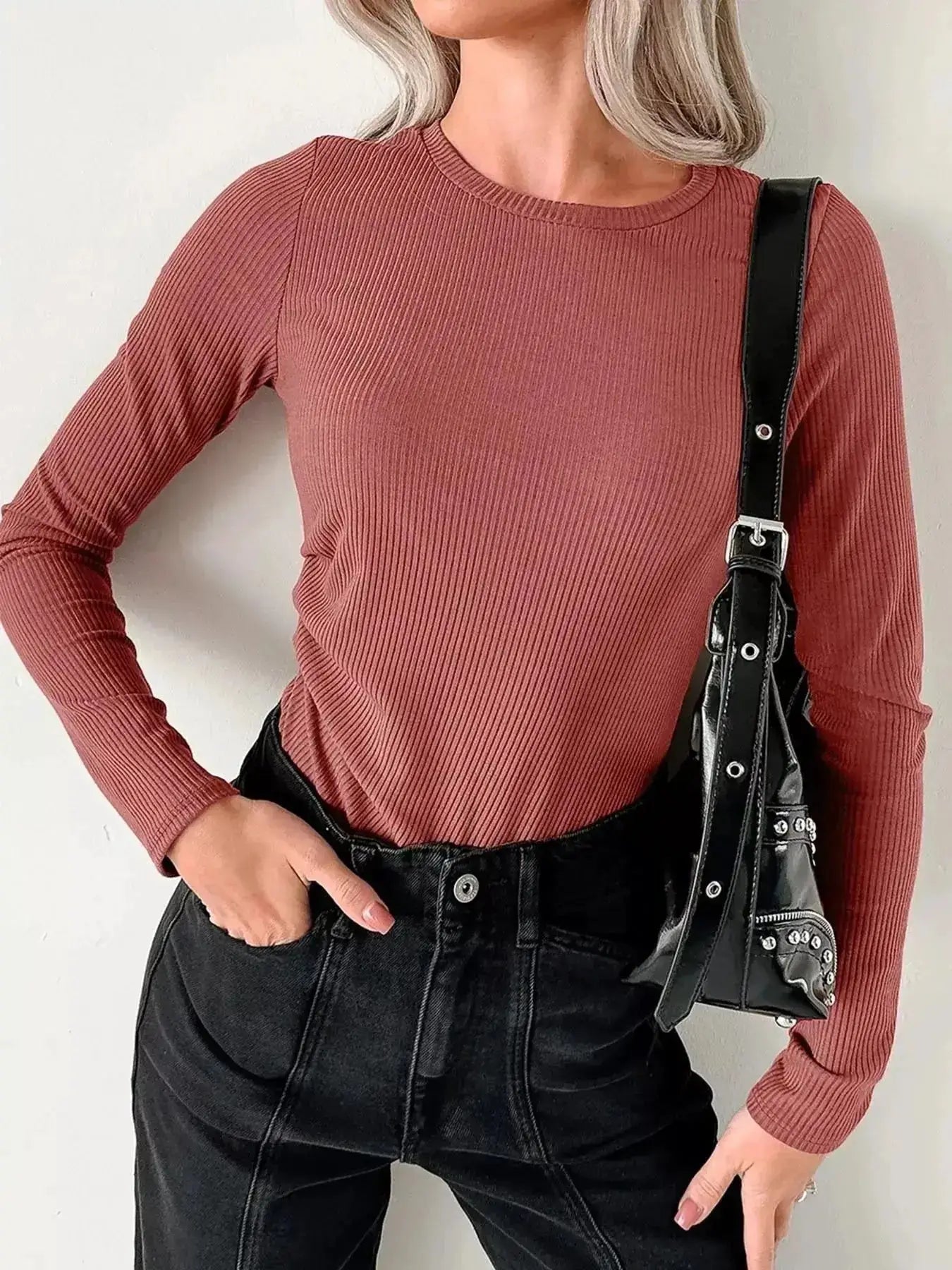 Ribbed Long Sleeve Fitted Bodysuit by Parfymia