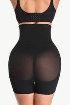 Women's Shaping Shorts – Hook-and-Eye