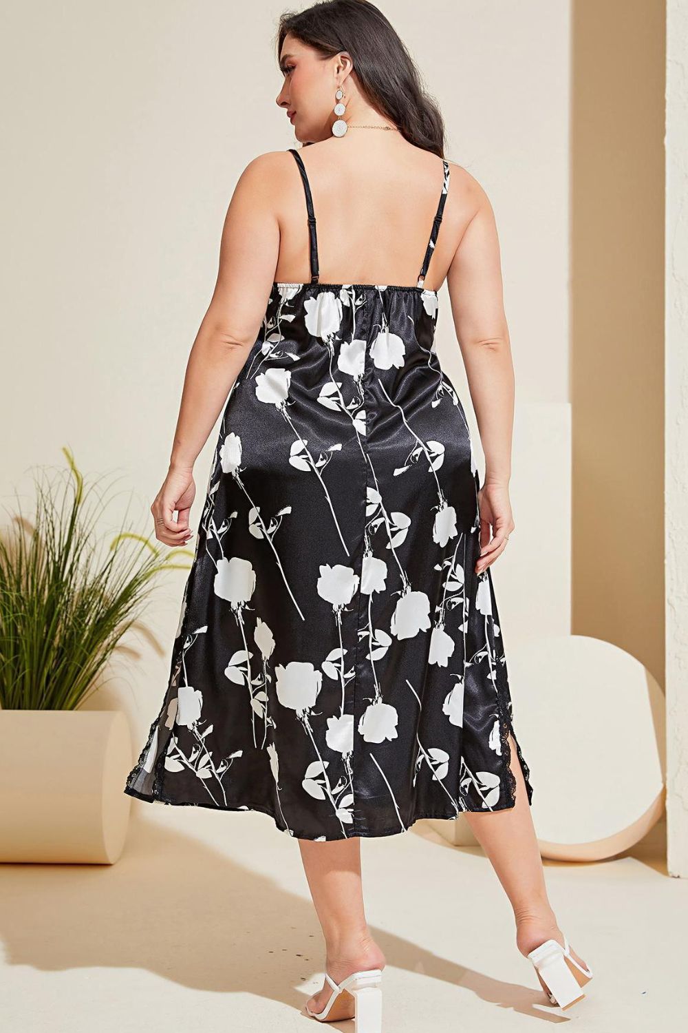 Women's Plus Size Floral Lace Trim Night Dress