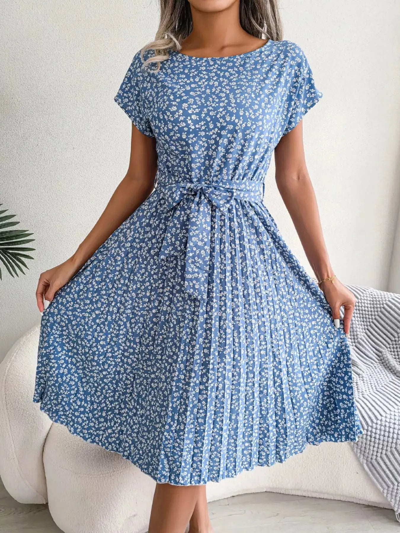 Floral Print Pleated Midi Dress with Belt Trendsi