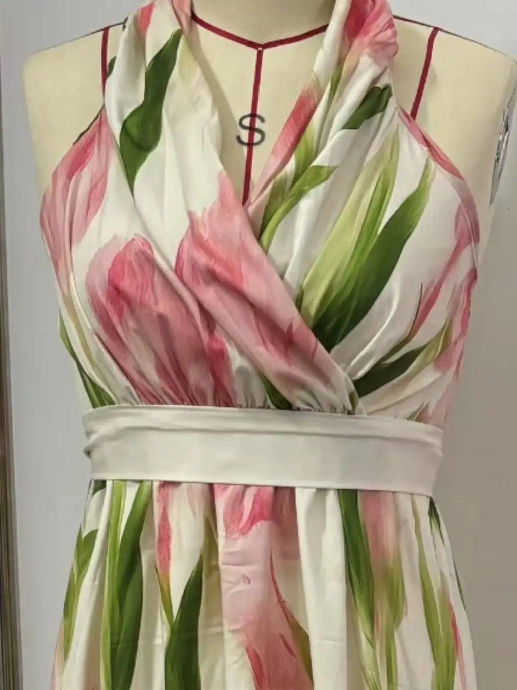 Floral Print Halter Neck Maxi Dress Trendsi