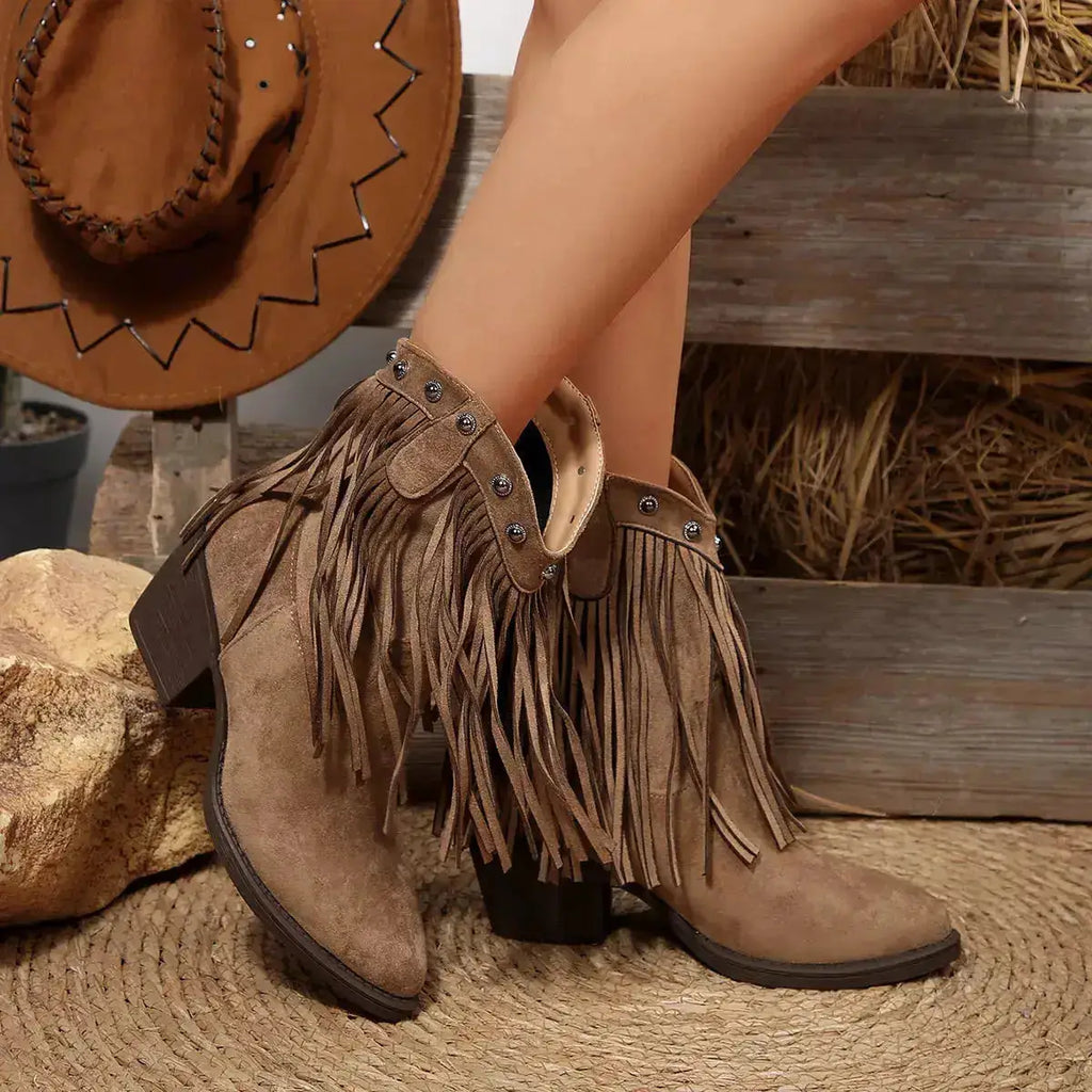 Fringed Point Toe Suede Boots for Women by Parfymia