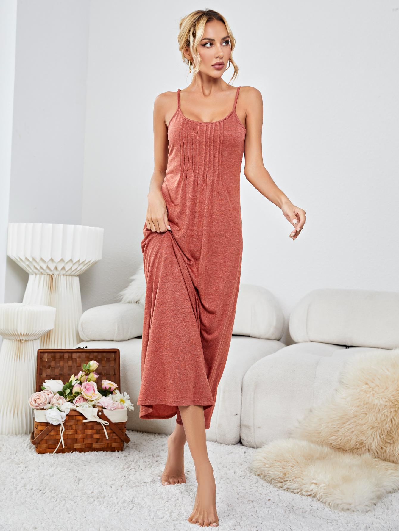 Women's Scoop Neck Spaghetti Strap Night Dress