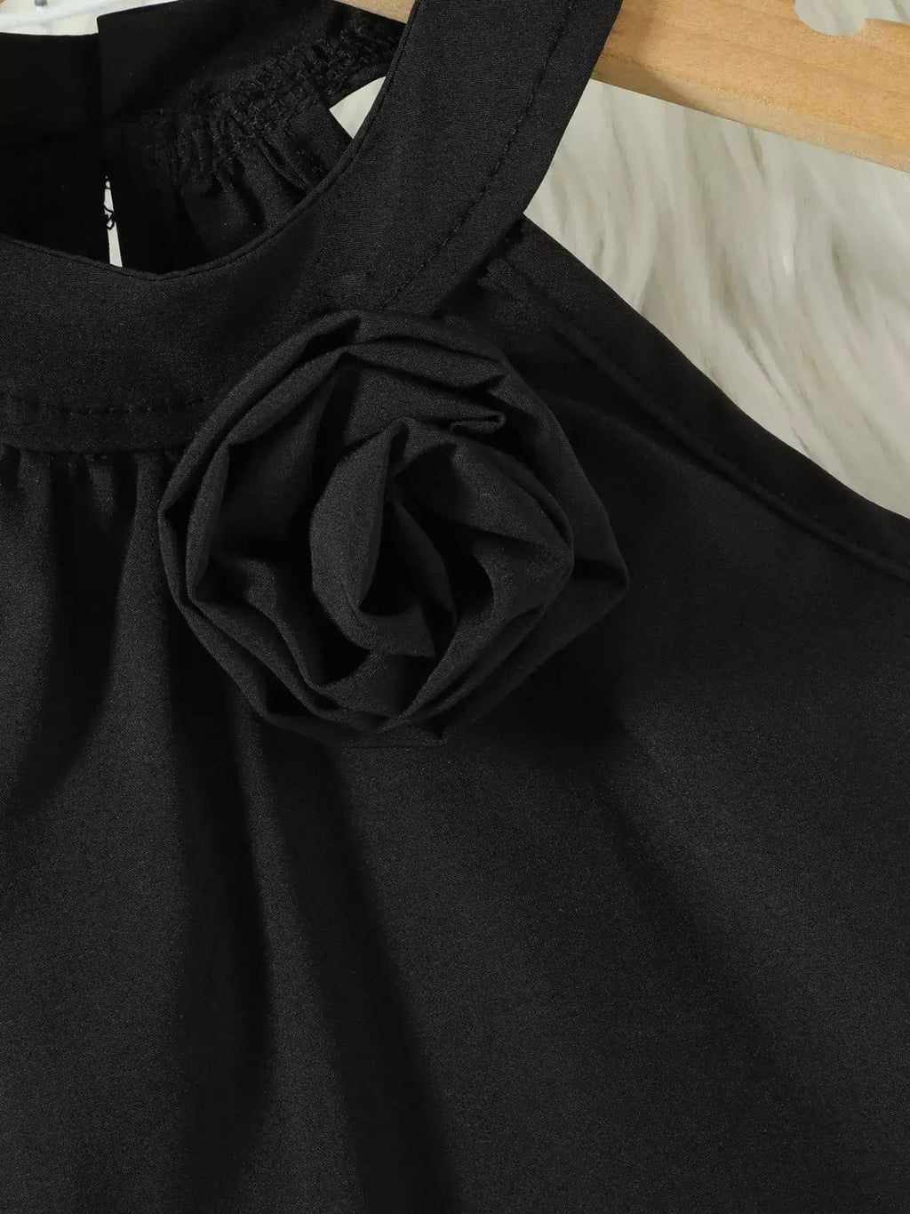 Girls Sleeveless Top And Skort Set With Bow Accent — Parfymia