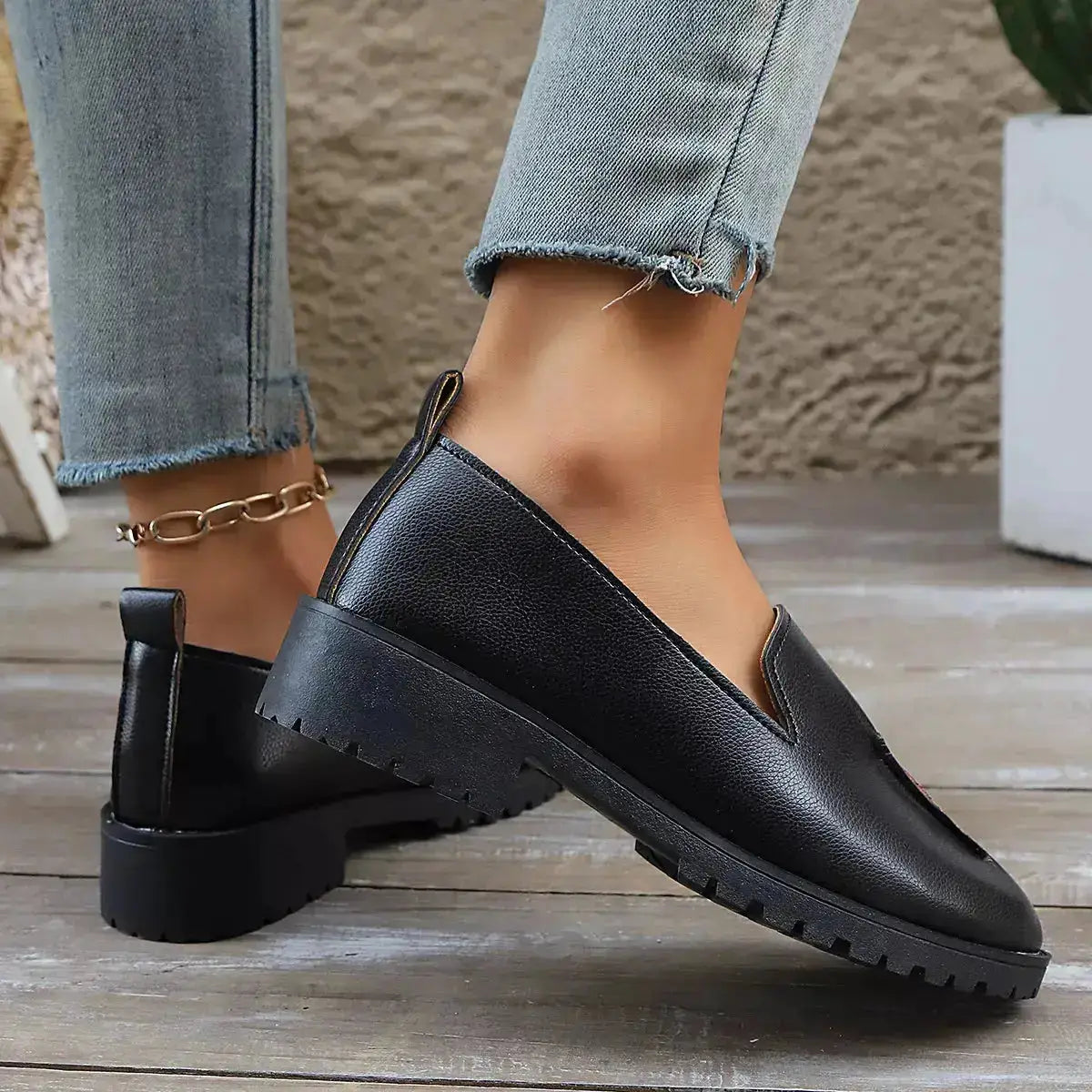 Round Toe Block Heels Loafers in PU Leather by Parfymia