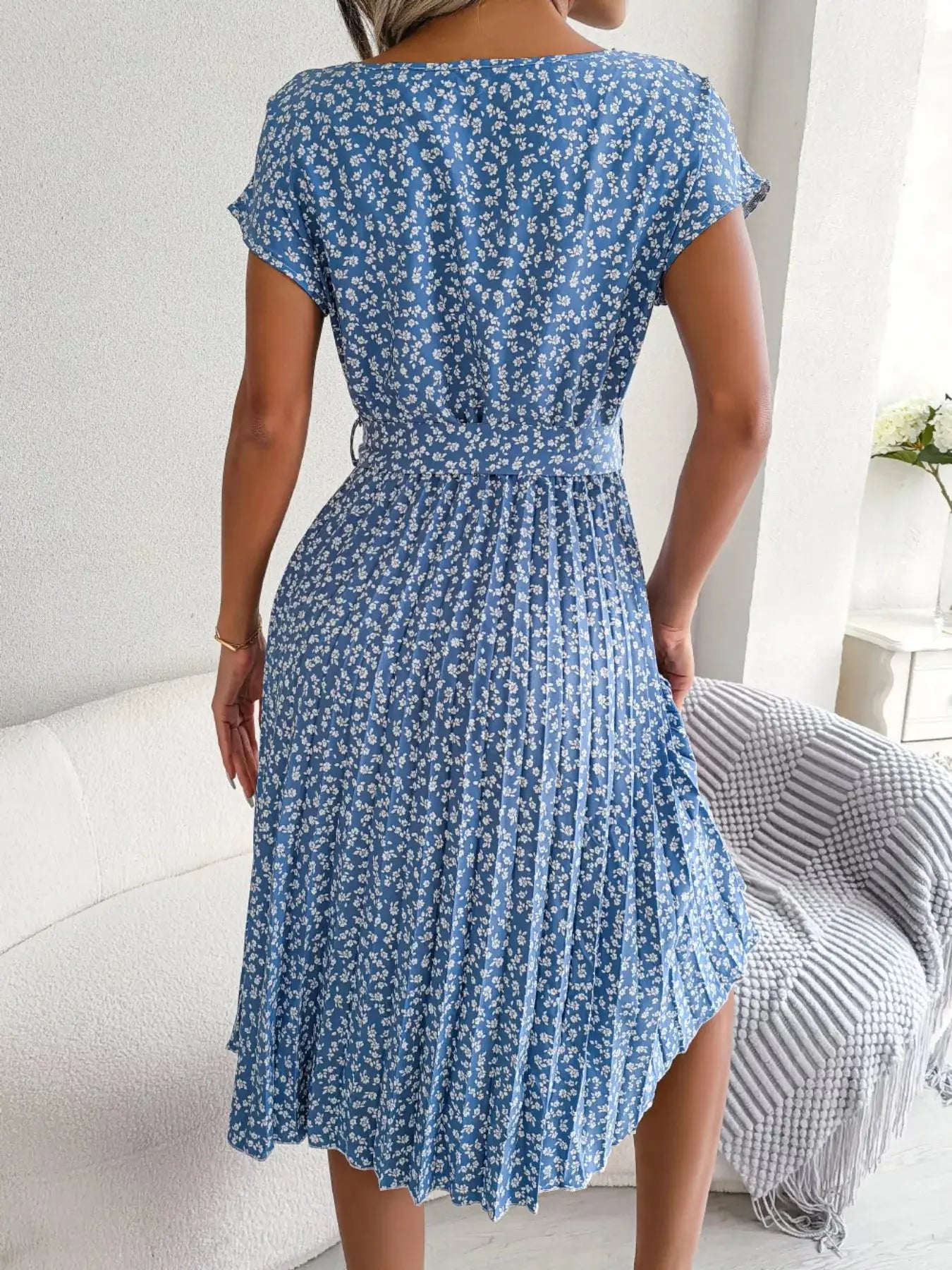 Floral Print Pleated Midi Dress with Belt Trendsi