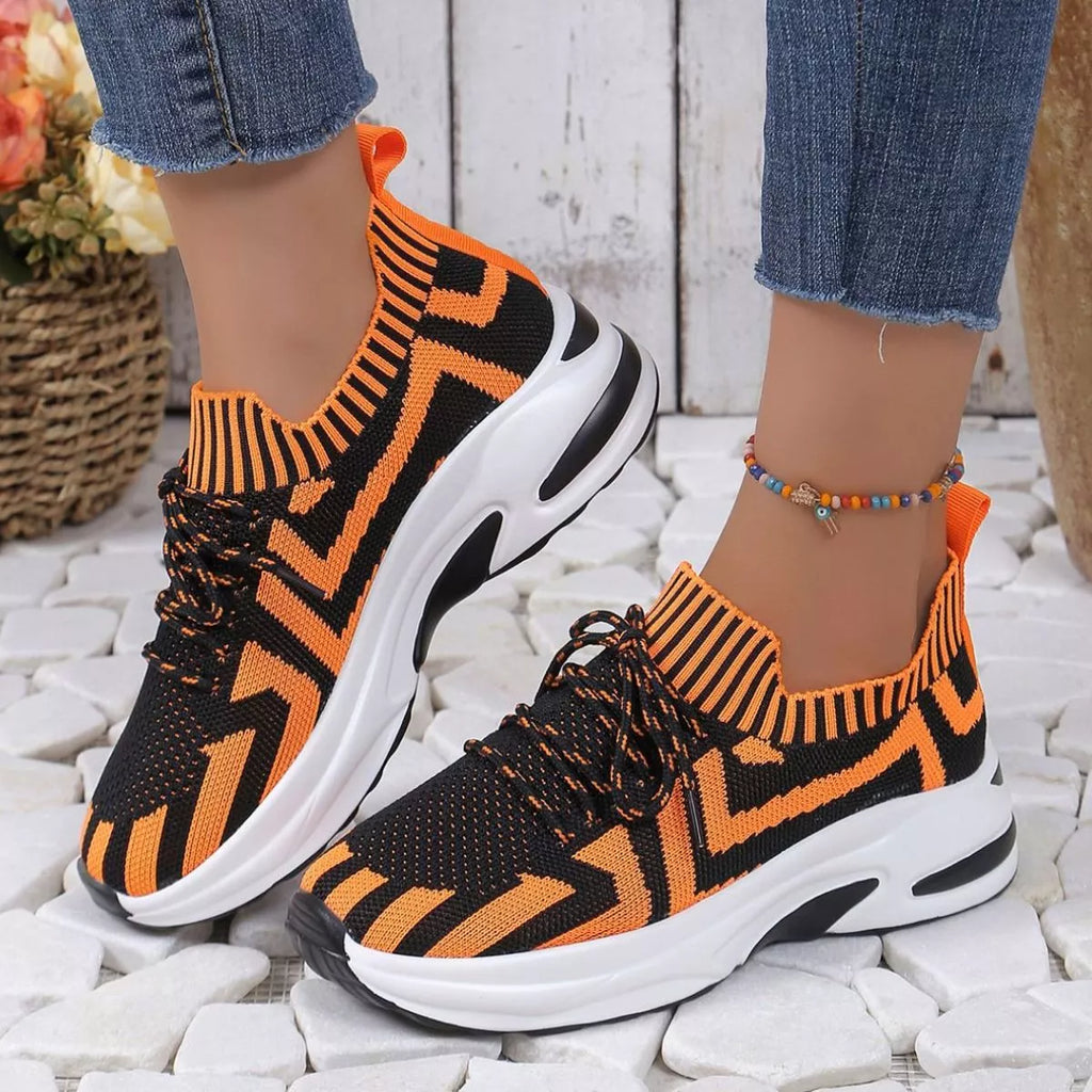Women's Round Toe Platform Sneakers