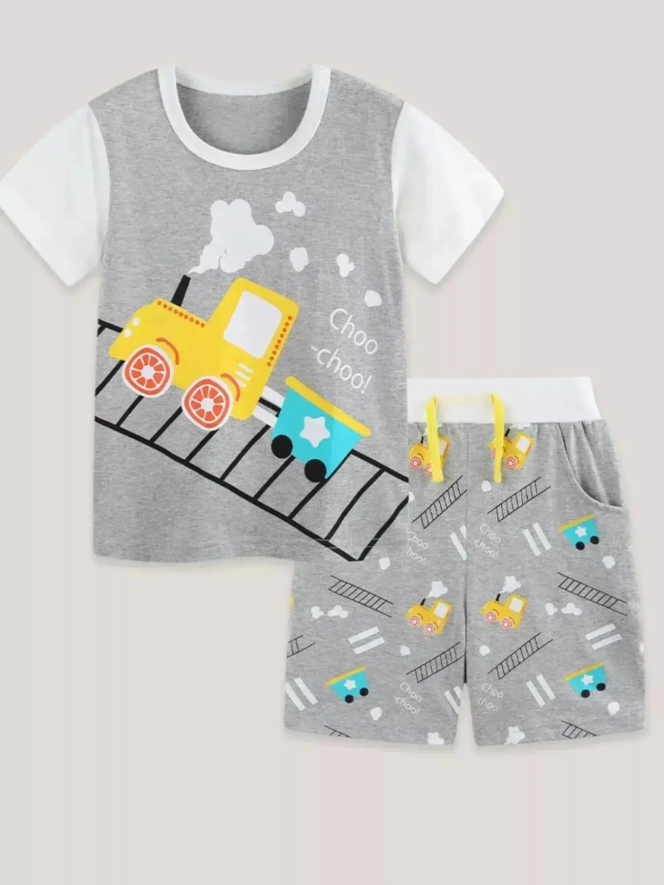 Train Print Short Sleeve Tee and Shorts Set for Kids by Parfymia