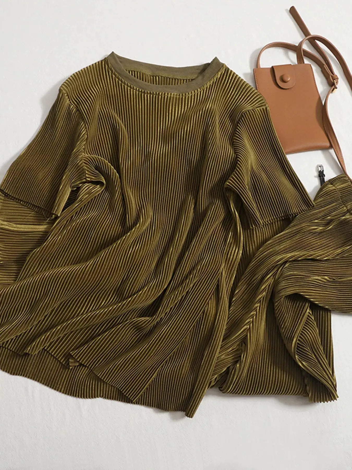 Short Sleeve T-Shirt and Pants Set by Trendsi