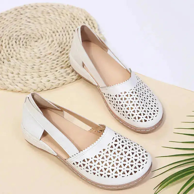 Stylish Cutout Round Toe PU Leather Loafers by Parfymia