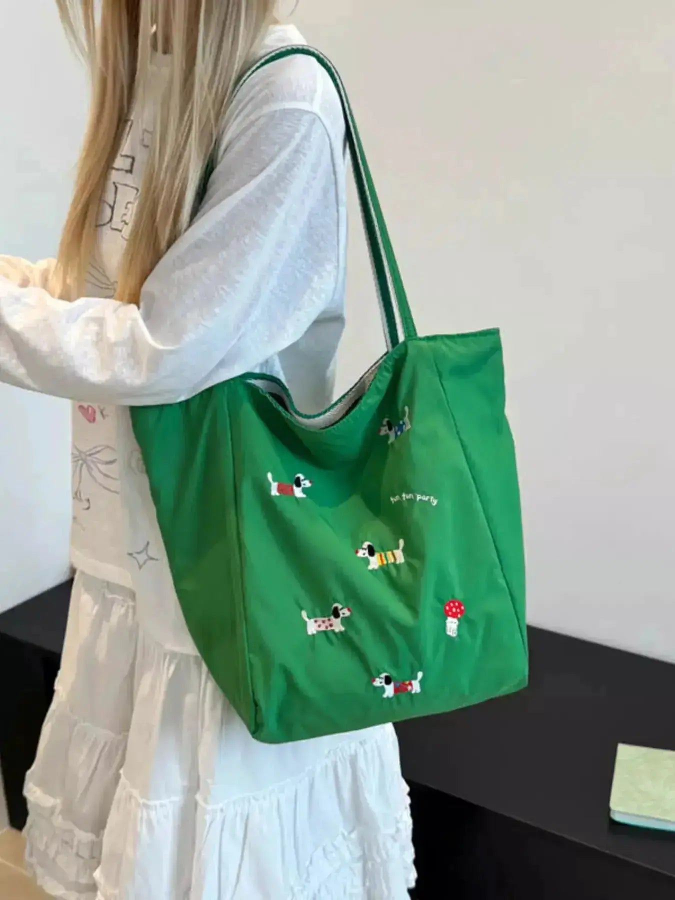 Embroidered Dachshund Shoulder Bag by Parfymia