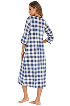 Women's Midi Dress – Round Neck Three-Quarter Sleeve
